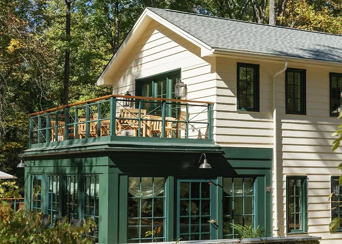 Rt Lodge