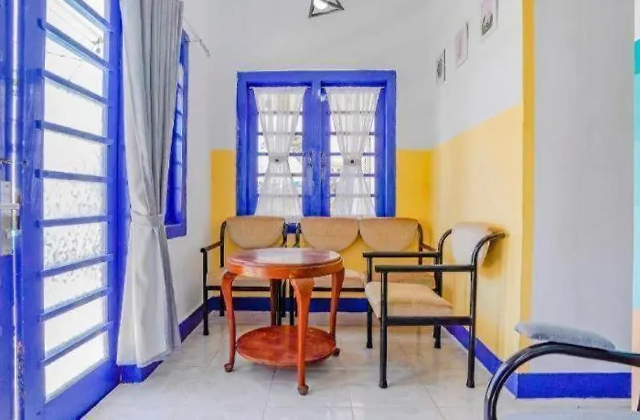 Oyo 90352 Villa Agape 2
