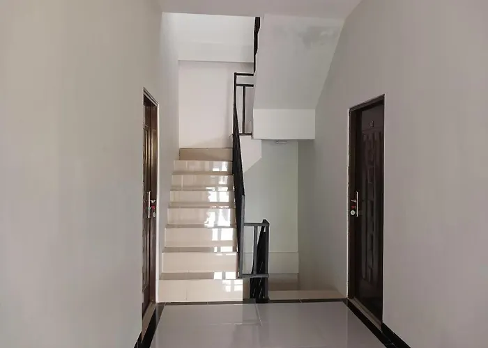 Super Oyo 93085 Homy Stay Syariah