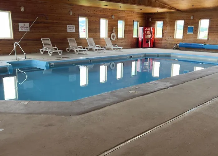 Serena Inn & Suites