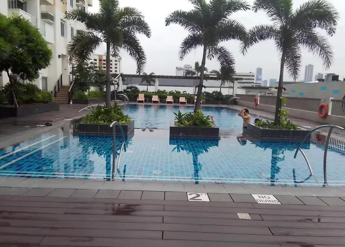 Dh Suites