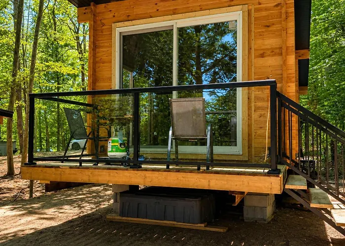1-Bedroom Unique Eco Log Cabins In Parry Sound #102