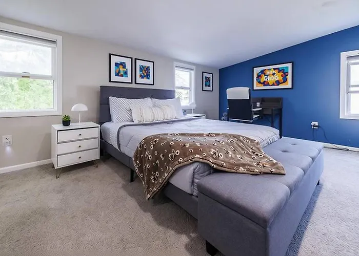 Cozy Eastwood Guesthouse,Private, Convenient, Comfortable