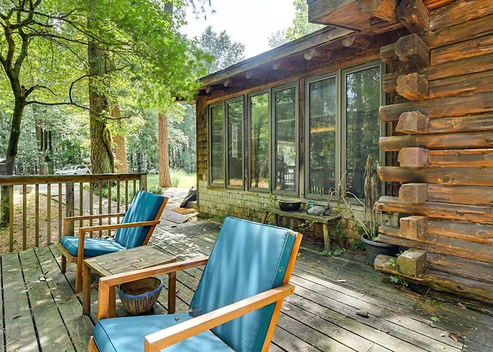 Waterfront Log Cabin In Kentucky: Fire Pit, Grill!