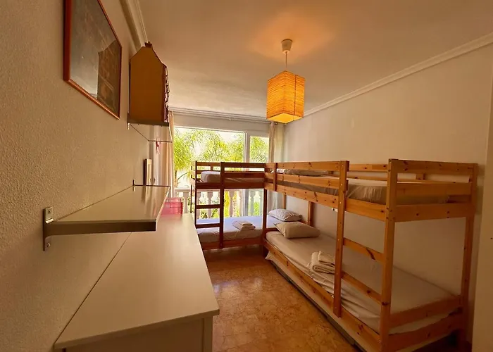 Apartamento familiar con vistas al mar a 300m de la playa