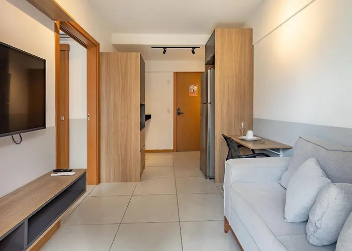 Porto Privilege Housi - 400m da Praia, Barra, Circuito do Carnaval, Piscina no Rooftop, Academia, Coworking e Minimarket by Carpediem