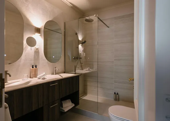 Corneli Residences - Chateau St Gerlach