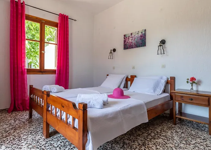 Fotini Rooms