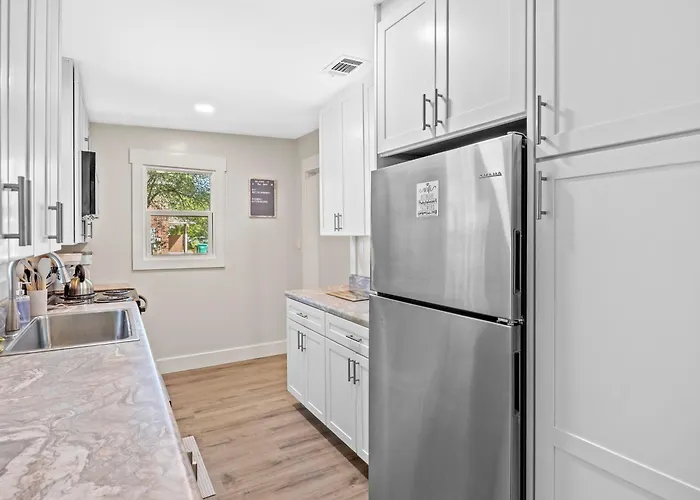 Modern Coastal Cottage Near Destin & Beaches