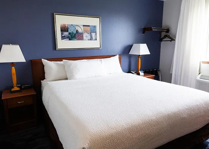 Travel Lodge