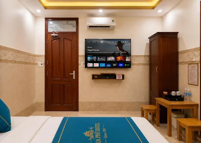Gia Phú Hotel