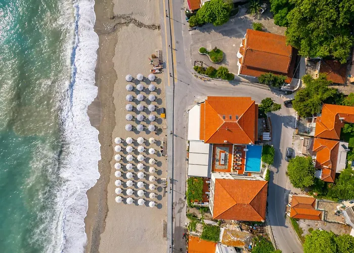 Kelly Beach Hotel
