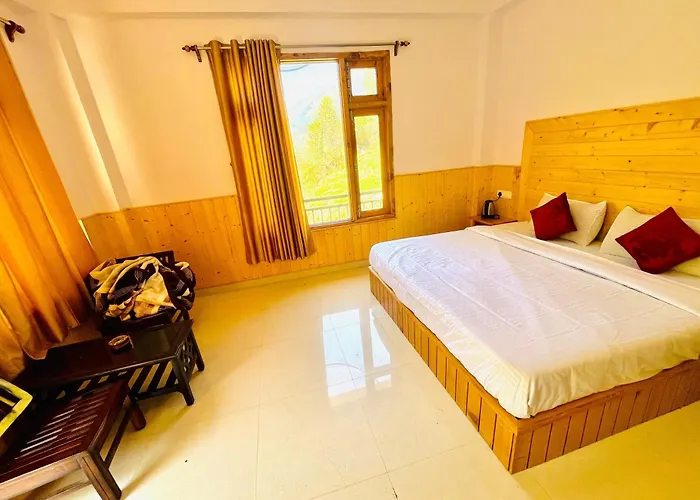 Sharaji Cottage #Premium Room # Cafe #Comforable Stay