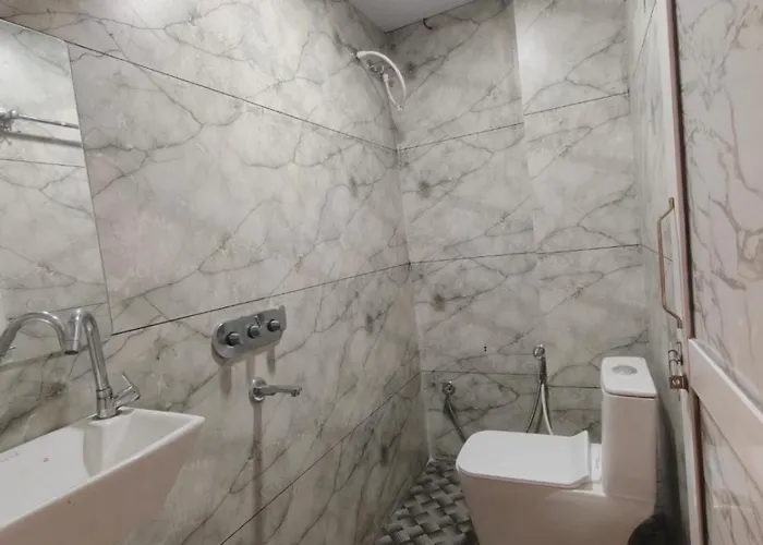 Hotel Ellora