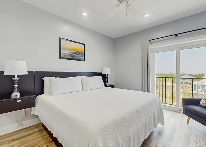 Beachfront Dog-Friendly Home With Private Pool Sundeck And Elevator