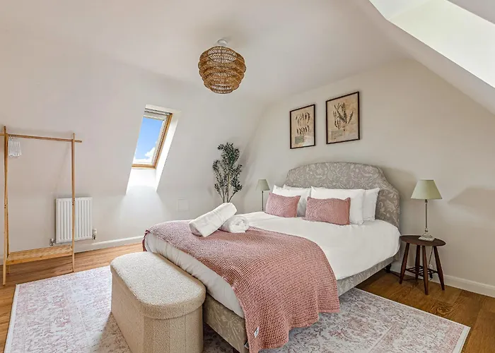 The Seven Residence - Hot Tub, 5 Min To Bicester Village, Pet Friendly