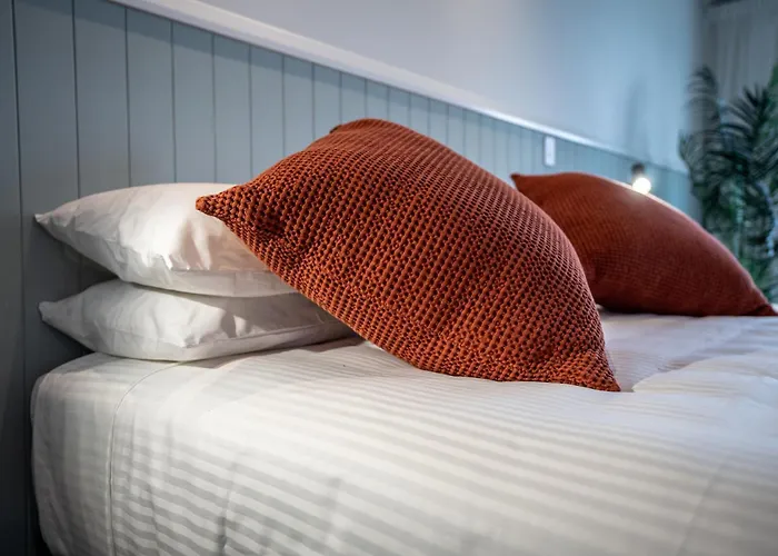 Sands Of Kawhia Hotel
