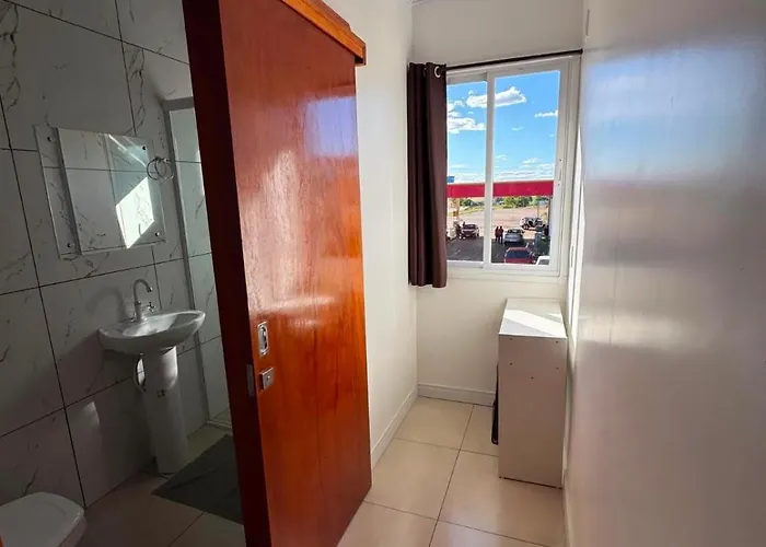 Hotel 386, lugar tranquilo e preço acessível