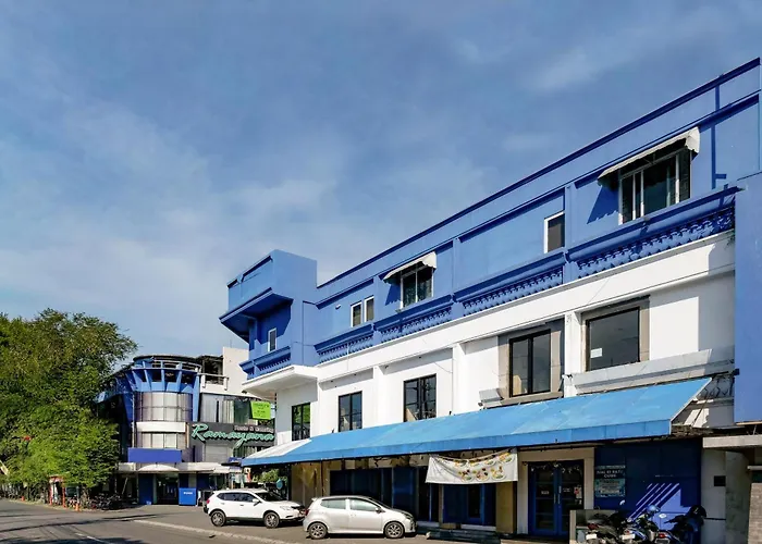 Urbanview Ant Living Near Jalan Slamet Riyadi Solo