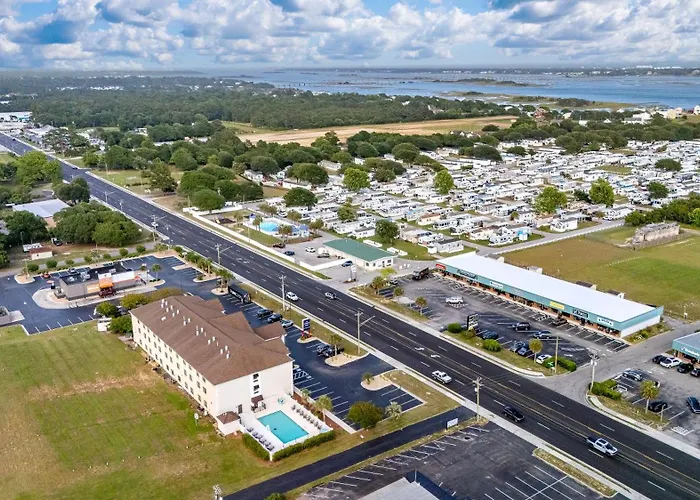 The Windstar Hotel - Emerald Isle, Swansboro