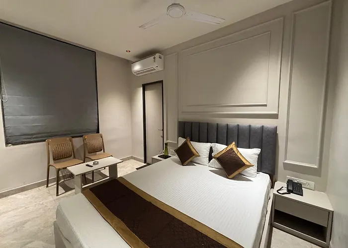 Hotel Golden Hills