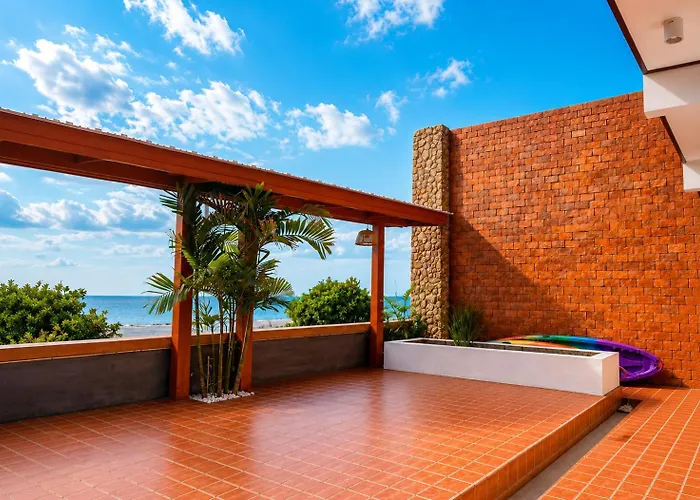 Clayhouse Samui Boutique Hotel