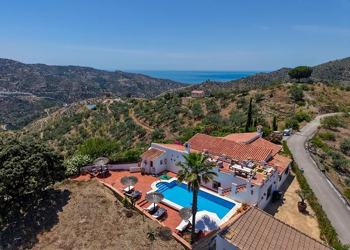 Casa Azafranes - Boutique B&B - Arenas