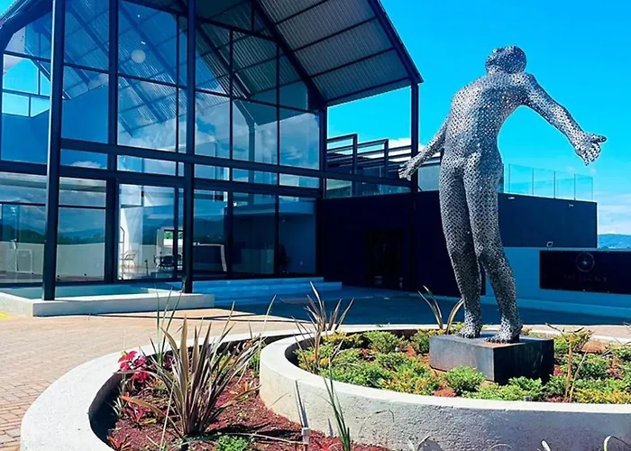 The Legacy Hotel And Spa