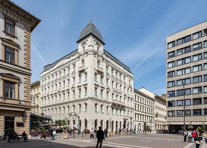 Basiliq Hotel