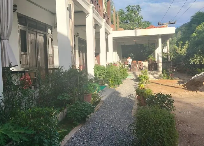 Le Charme Pakbeng Villa