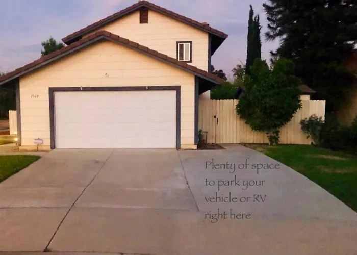 Heidi House Entire Duplex Relocation Stays