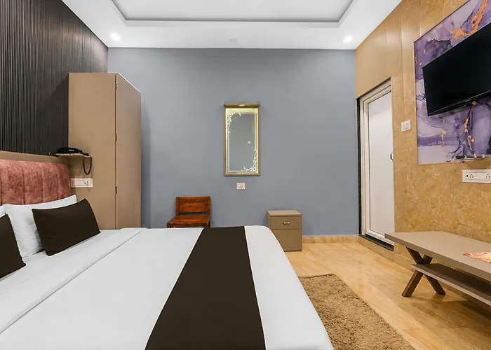 Sandhya Paying Guest House And Dormitory