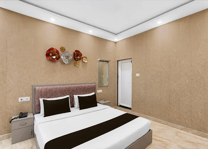 Sandhya Paying Guest House And Dormitory
