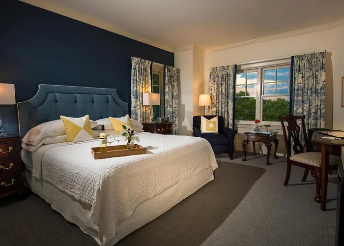 York Harbor Inn