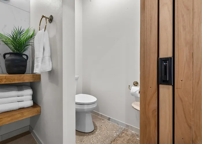 Sommer House Inn-Aloha Room