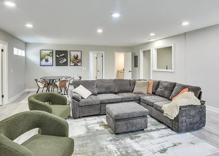 Golf, Ride & More! Home In Dtwn Southern Pines