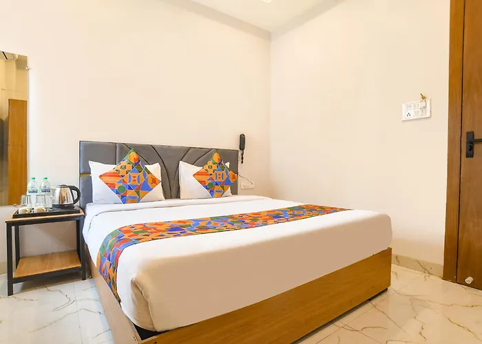 Fabhotel Trivana, Mahalaxmi Nagar