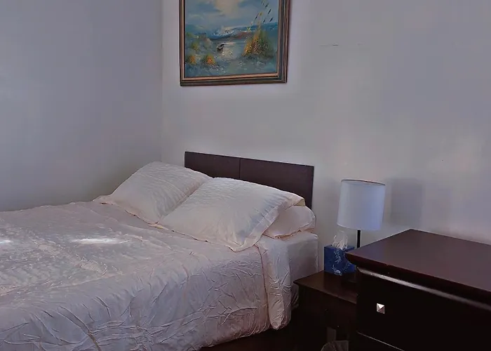 Ocean Spray Inn
