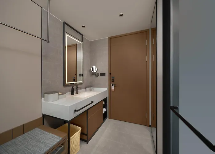 Atour Hotel Pengbo Central Plaza Lanzhou Zhongchuan Airport