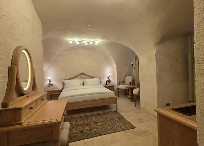 Shamas Hotel