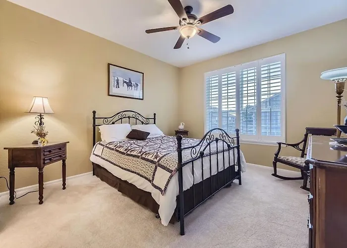 Littleton Executive Townhouse