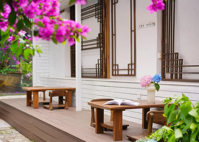 The Naxi Hereditary Courtyard - Chinese Nature'S Design Retreat - Talor Made Tours & Free Pick-Up From Airport Or Rs More Than 3 Nights