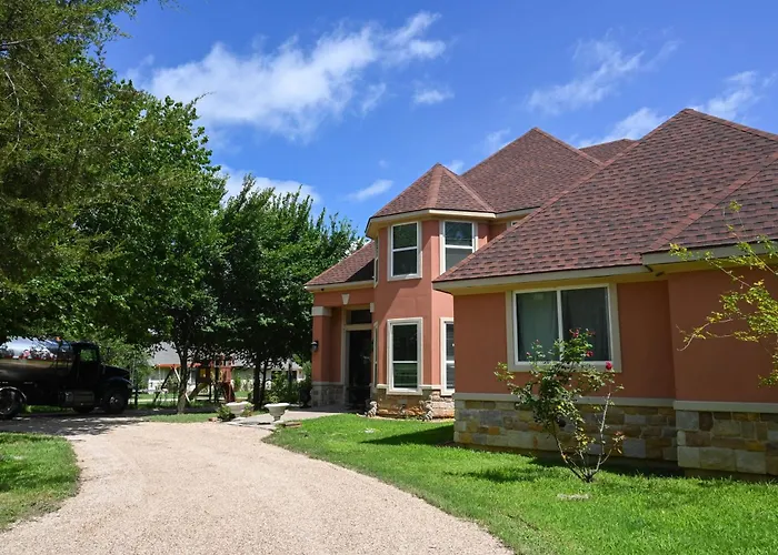 Spacious 5Br Home
