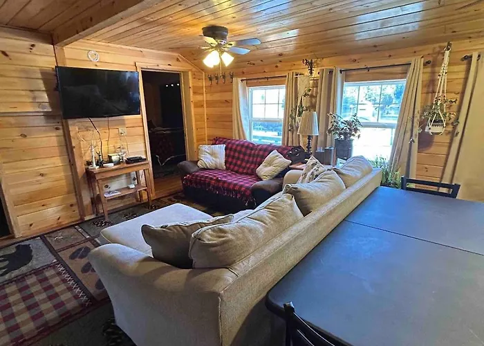 Cabin 3 Lake View, Sauna, Hot Tub