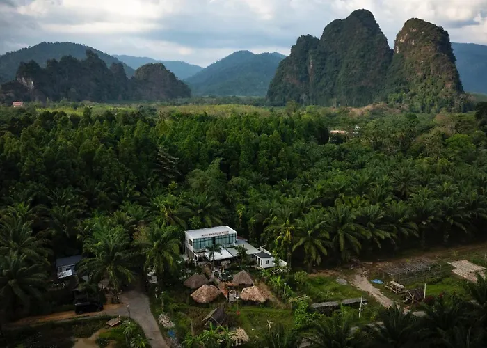 Khaosok Chao Eco Farm Stay