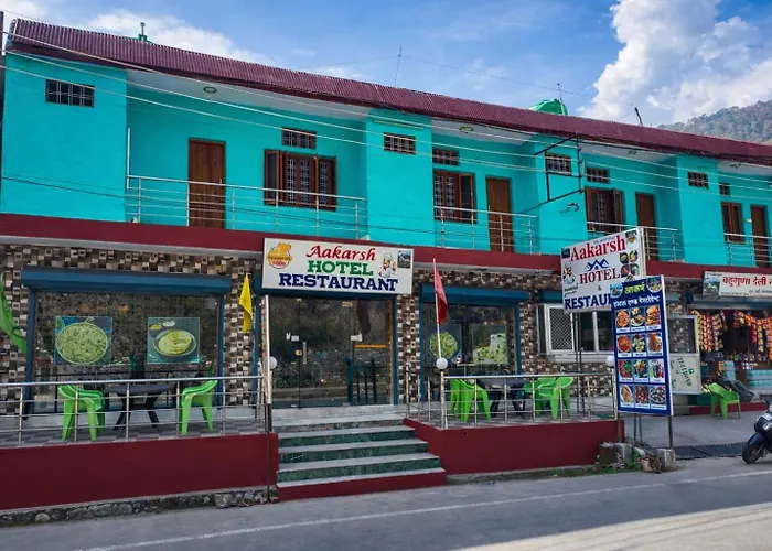 Aakarsh Hotel