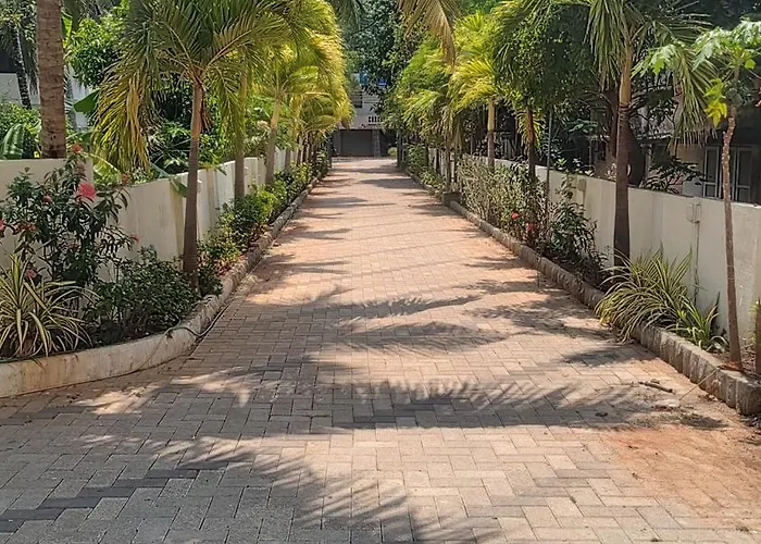 Krishna Vykundam Guruvayur
