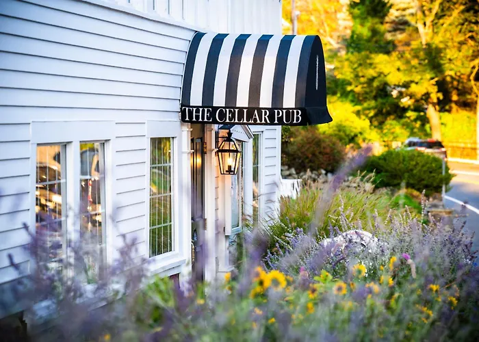 York Harbor Inn