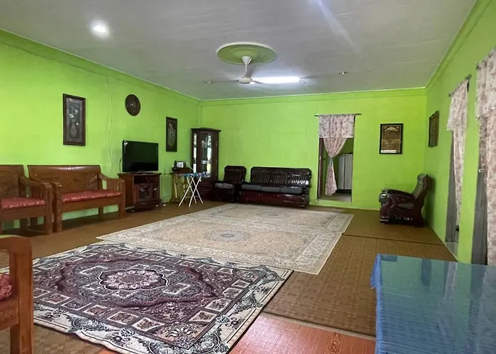 Shahazhani Homestay Mersing Isv 01002