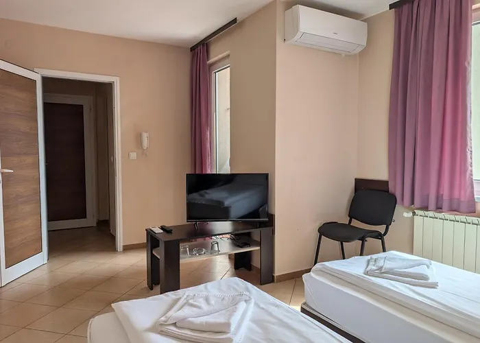 Hotel Poli
